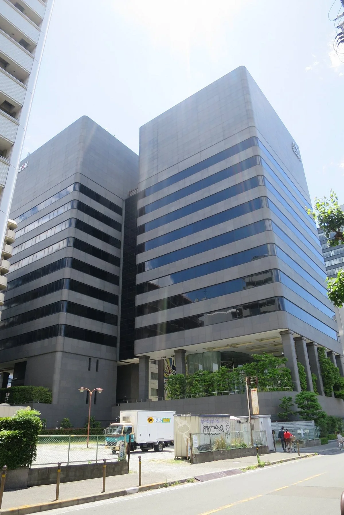 Duskin Honsha 2F Terrace