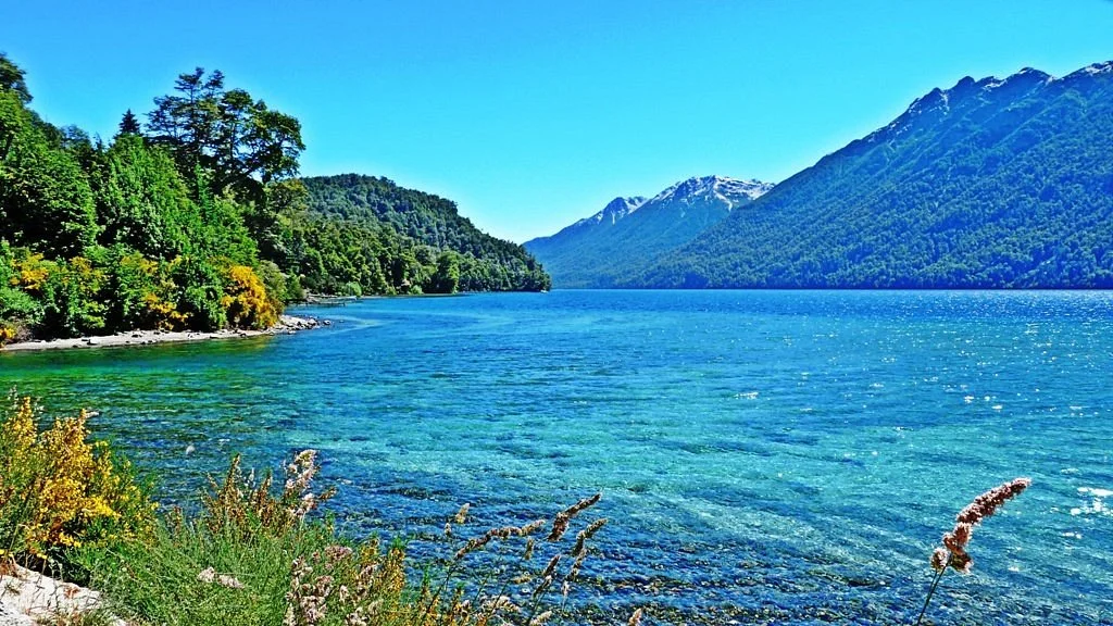 Lago Correntoso