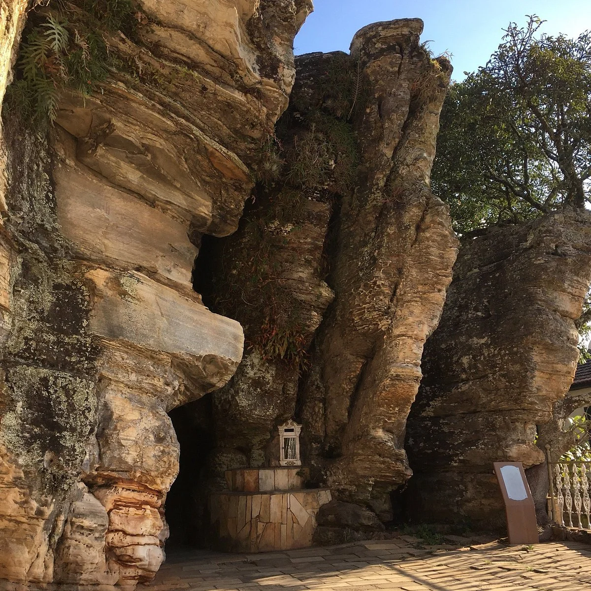 Gruta Sao Thome