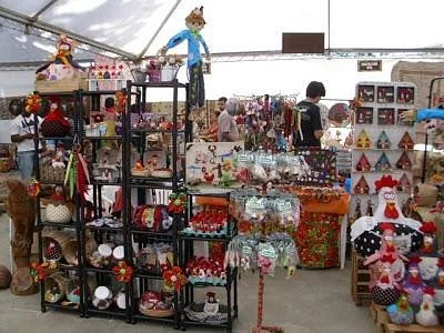 Feira de Artes e Artesanato