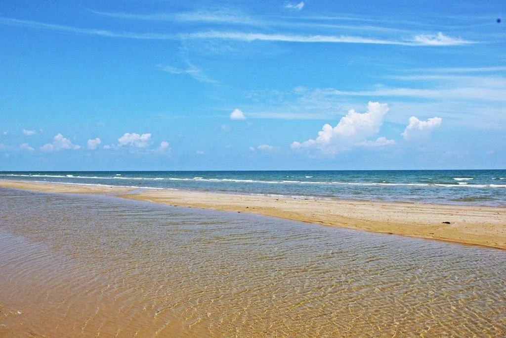Lombang Beach