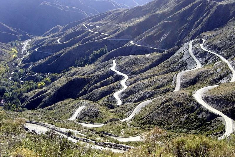 El Camino de las 365 Curvas