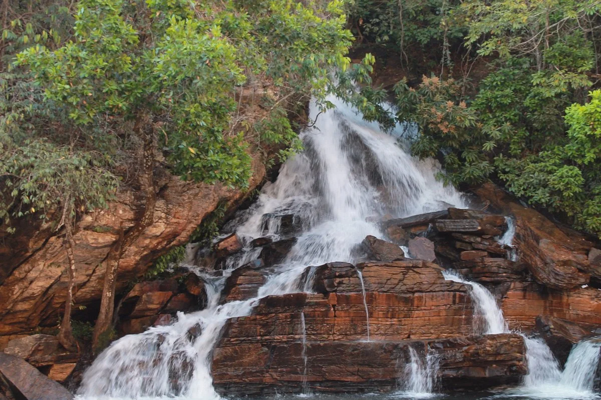 Cachoeira da Meia-Lua e da Usina