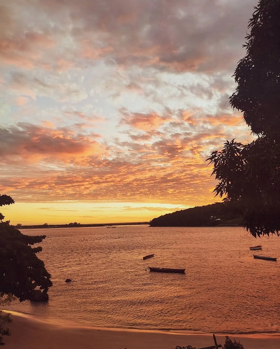 Barra de Catuama Beach