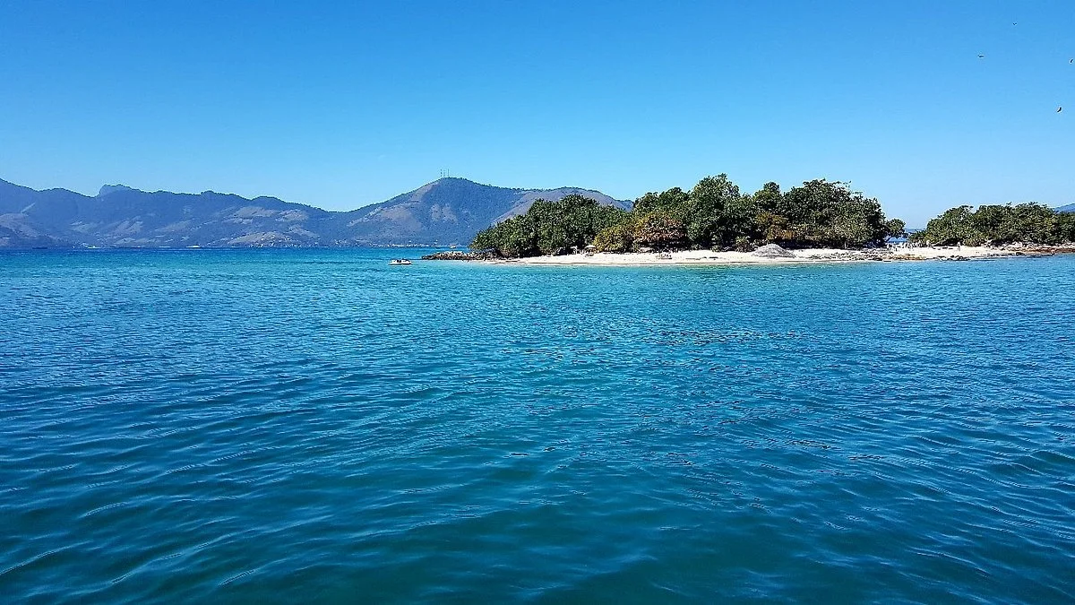 Ilhas da Gipoia Beach