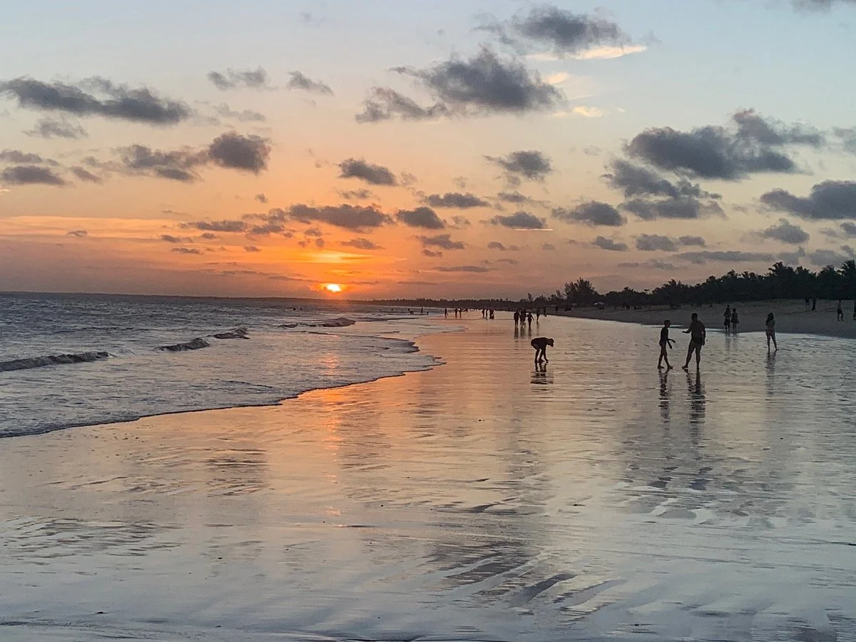 Lugar Comum Beach