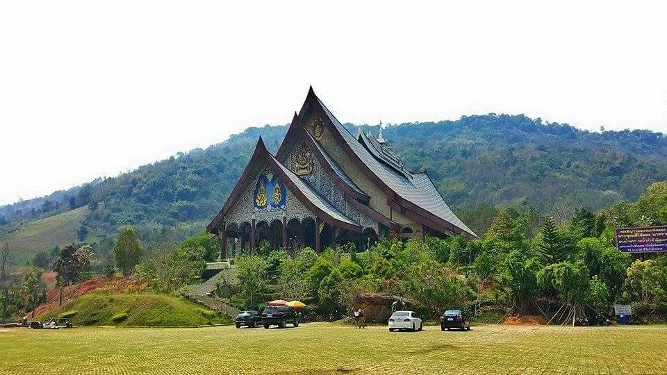 Wat  Pahuaylad Temple