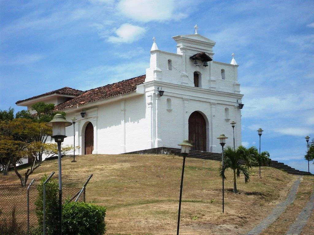 Ermita Nuetra Señora De Las Lajas