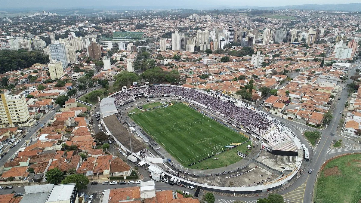 Moises Lucarelli stadium