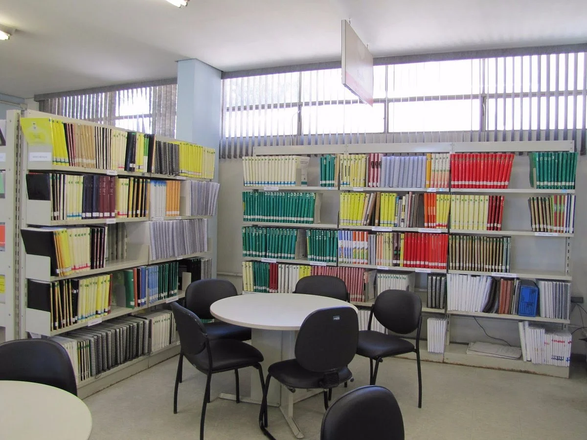 Biblioteca Municipal Monteiro Lobato