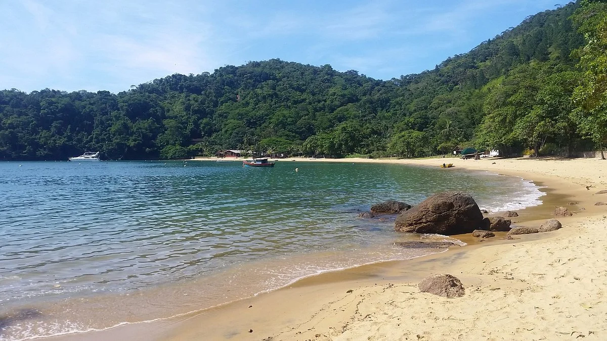 Flamengo e do Flamenguinho Beach