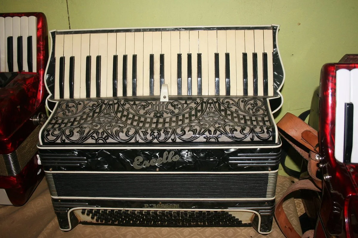Museo del acordeon Sergio Colivoro Barria