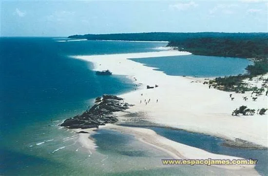 Ponta de Pedras Beach