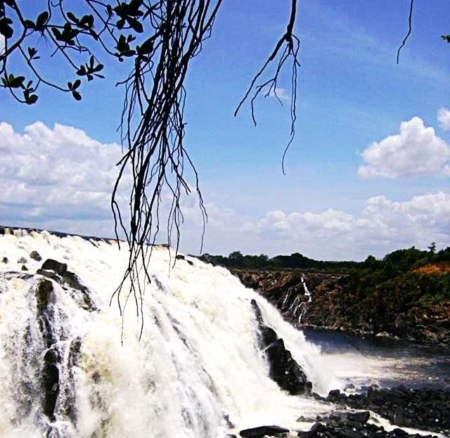 La Llovizna Park