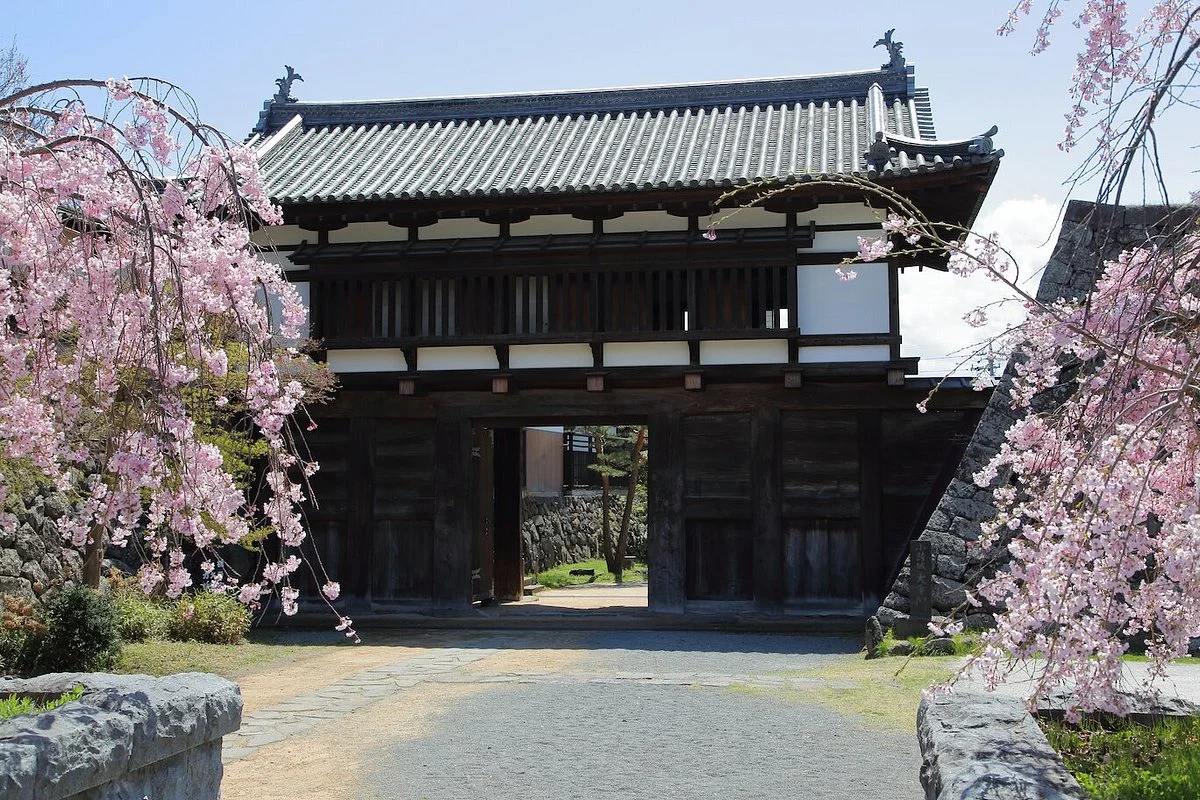 Komoro Castle Otemon
