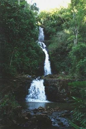 Cachoeira Tres Quedas