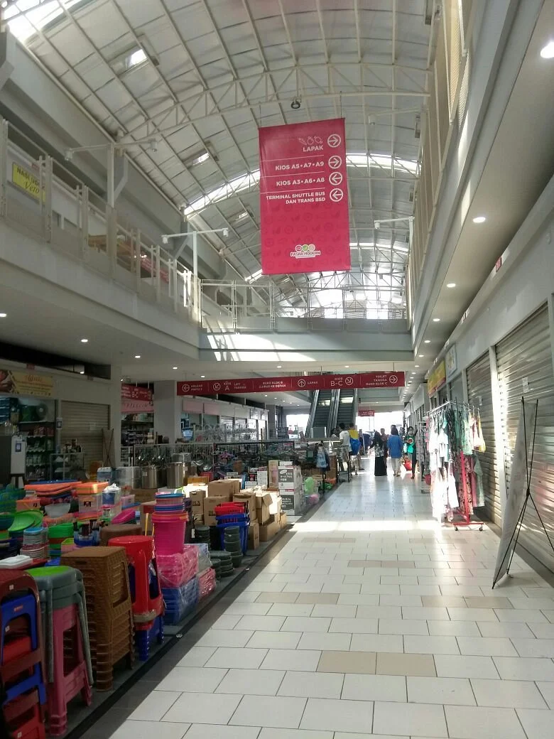 Pasar Modern Intermoda BSD Cisauk