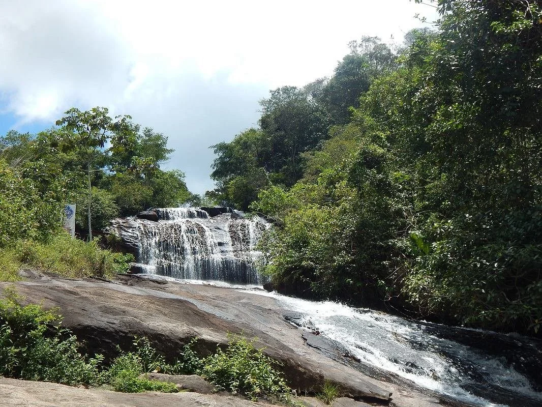 Cachoeira Barra Azul