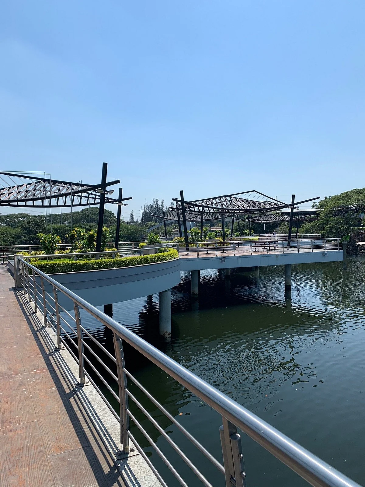 Puente Zigzag- Parque