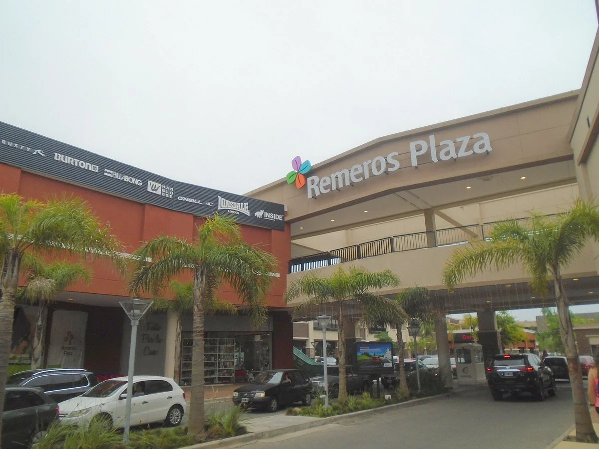 Remeros Plaza