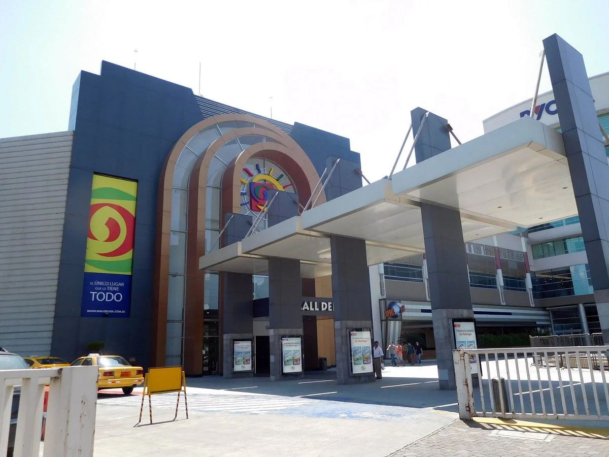 Mall Del Sol