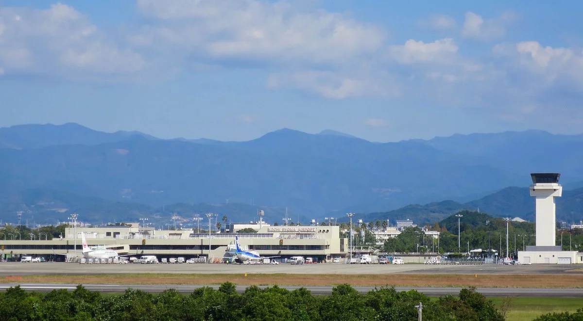 Kochi Ryoma Airport Deck
