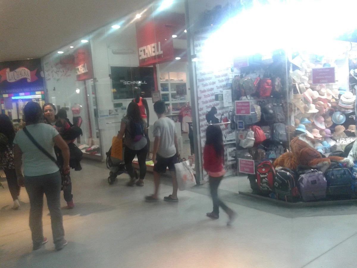 Las Olas Shopping