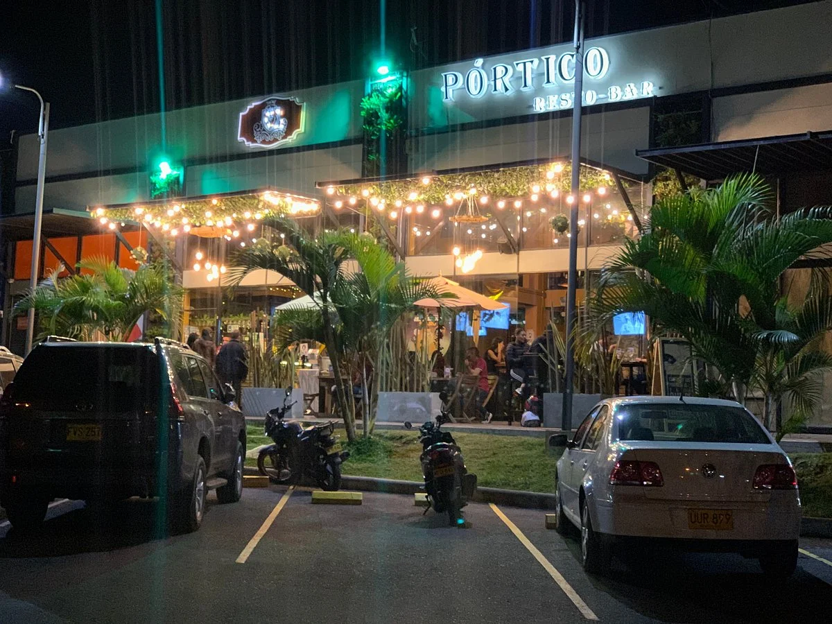 Centro Comercial La Querencia