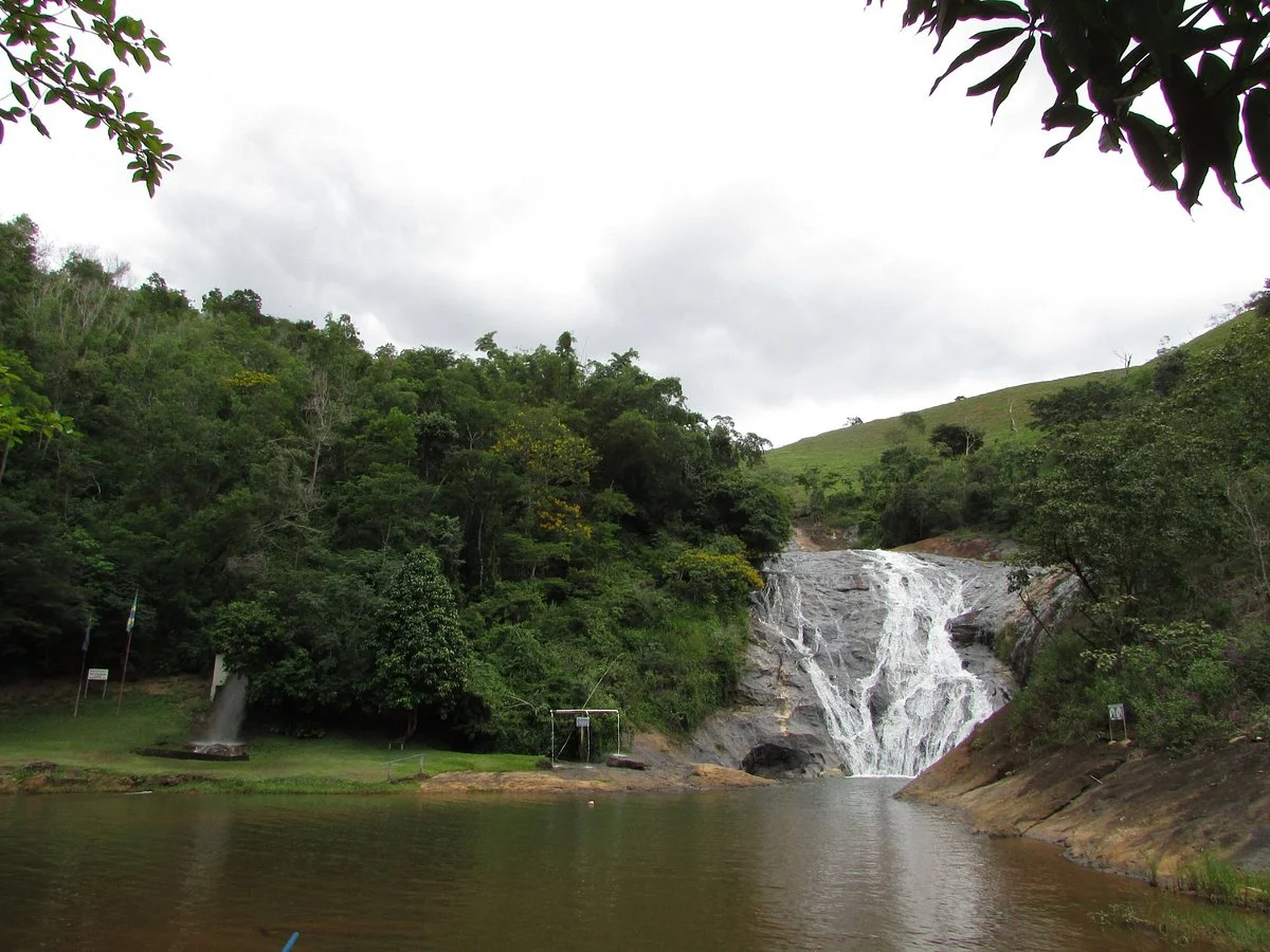 Cachoeira Rio do Meio