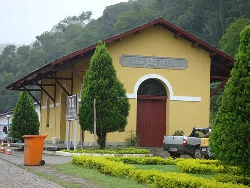 Centro Cultural Clara Luíza Hülle Pereira