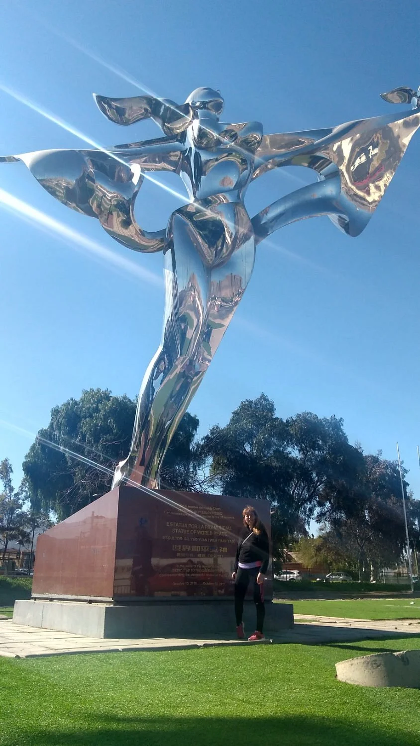 Escultura Por La Paz Mundial