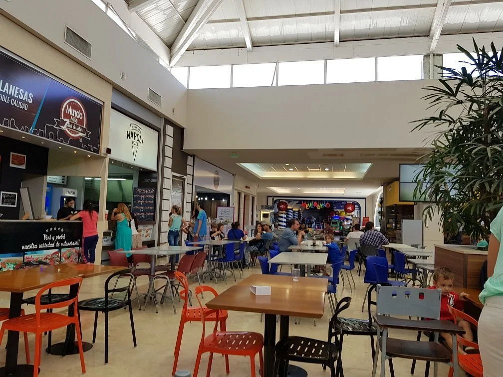 VAS Villa Allende Shopping