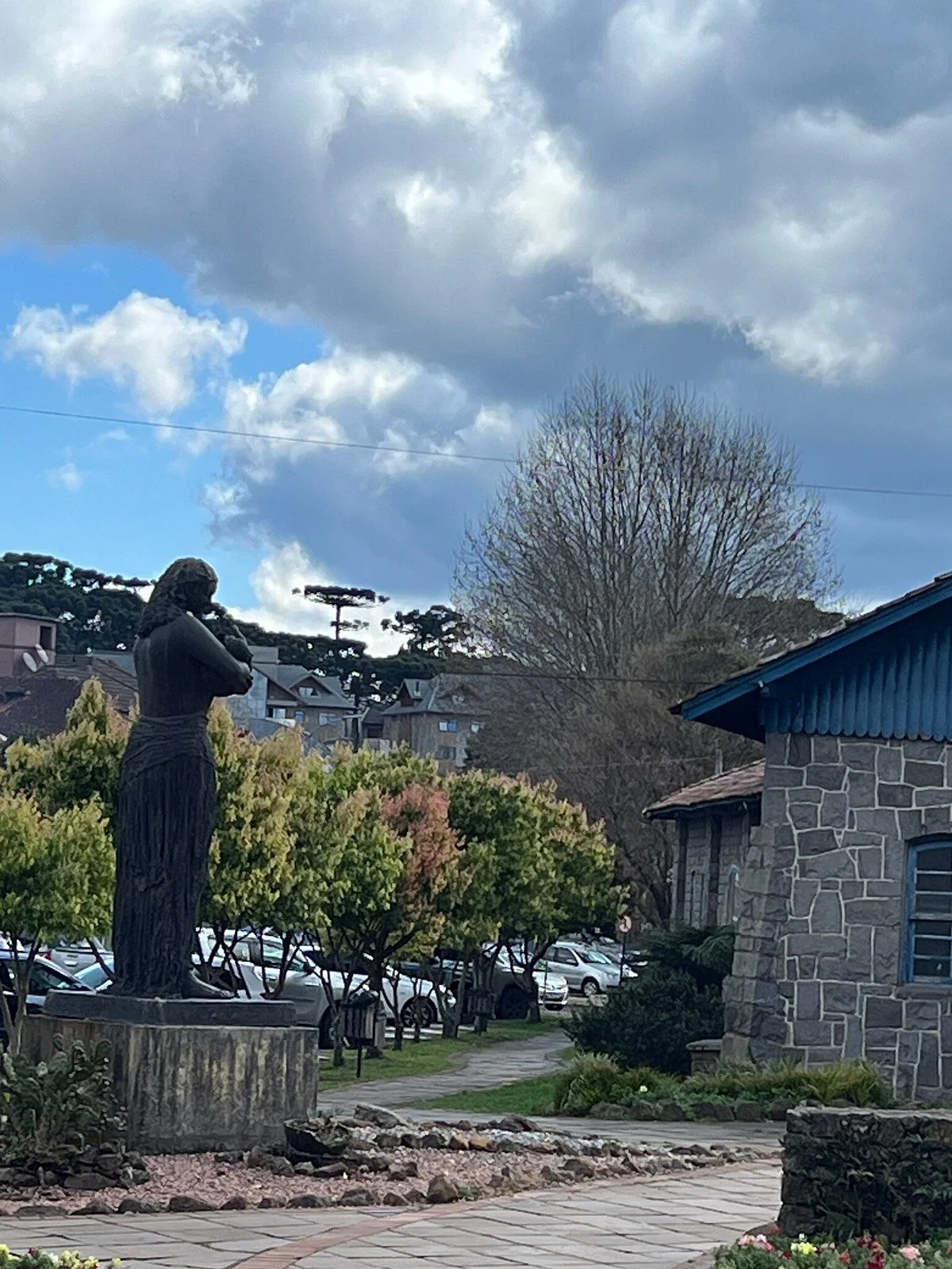 Escultura Bebê Esperança