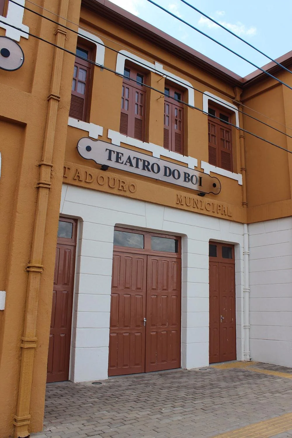 Boi Theater