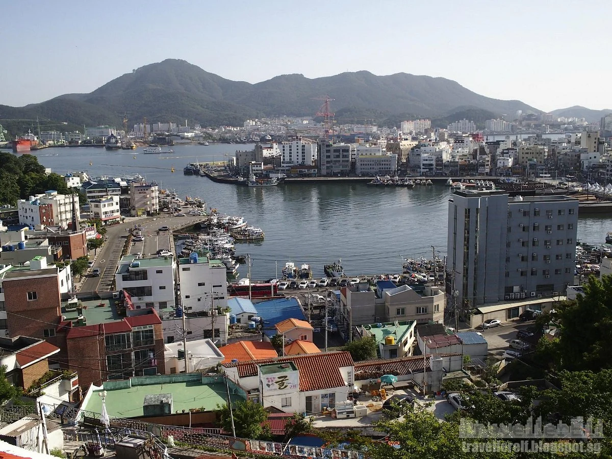 Dongpirang Village
