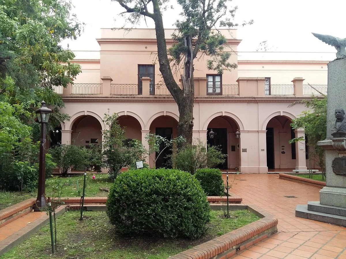 Colegio Justo Jose De Urquiza