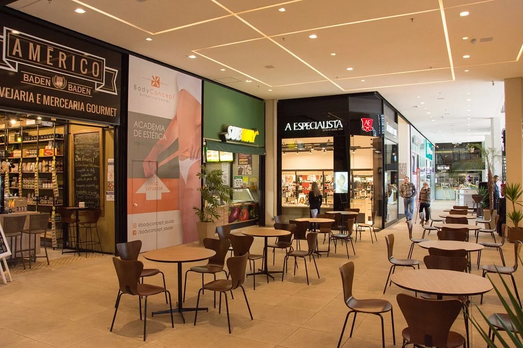 Platz Mall