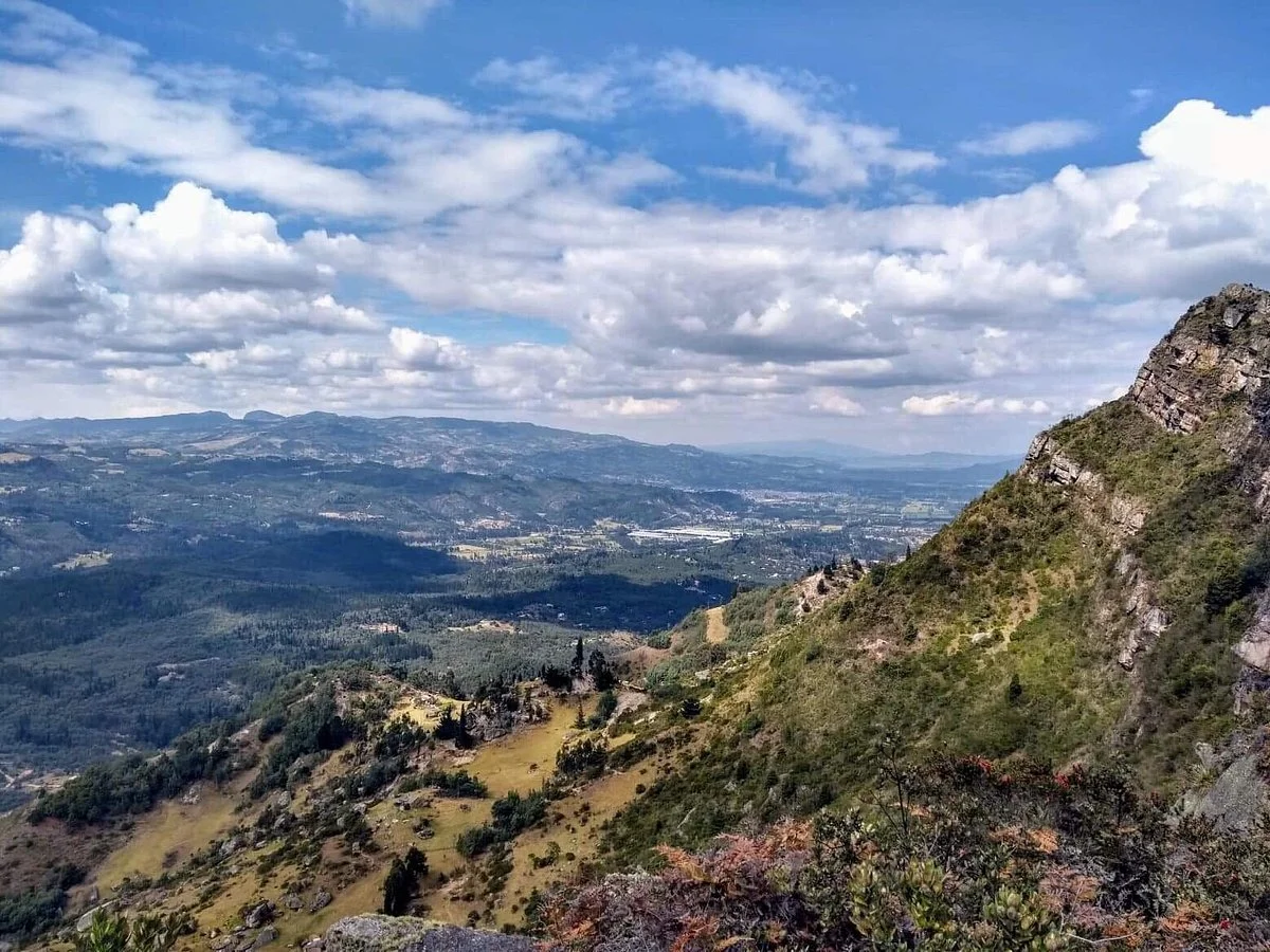 Farallones De Sutatausa