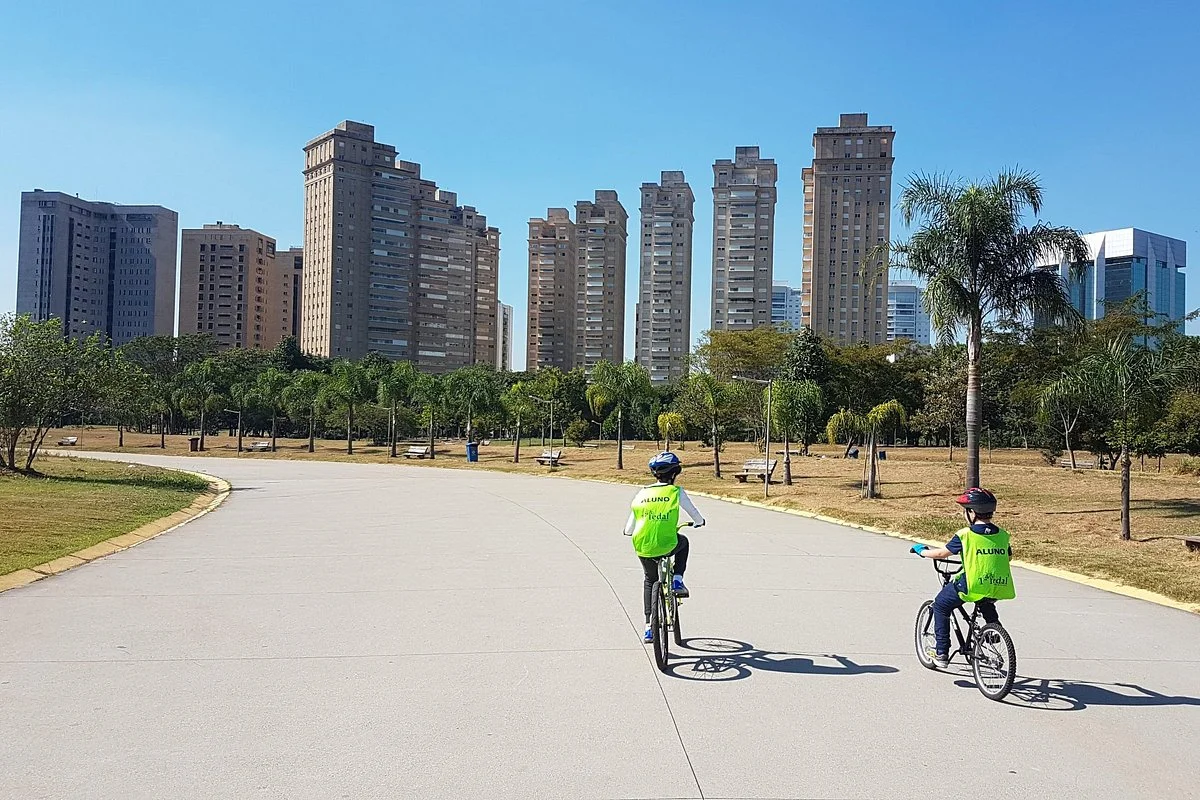 1º Pedal - Escola de Bicicleta