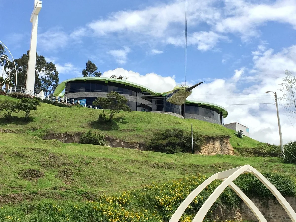 Gruta y la Cruz del Socavon