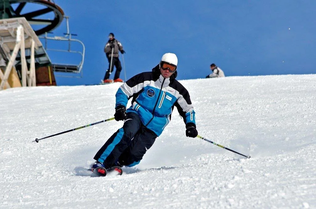 Escuela de Ski Catedral Ski Resort