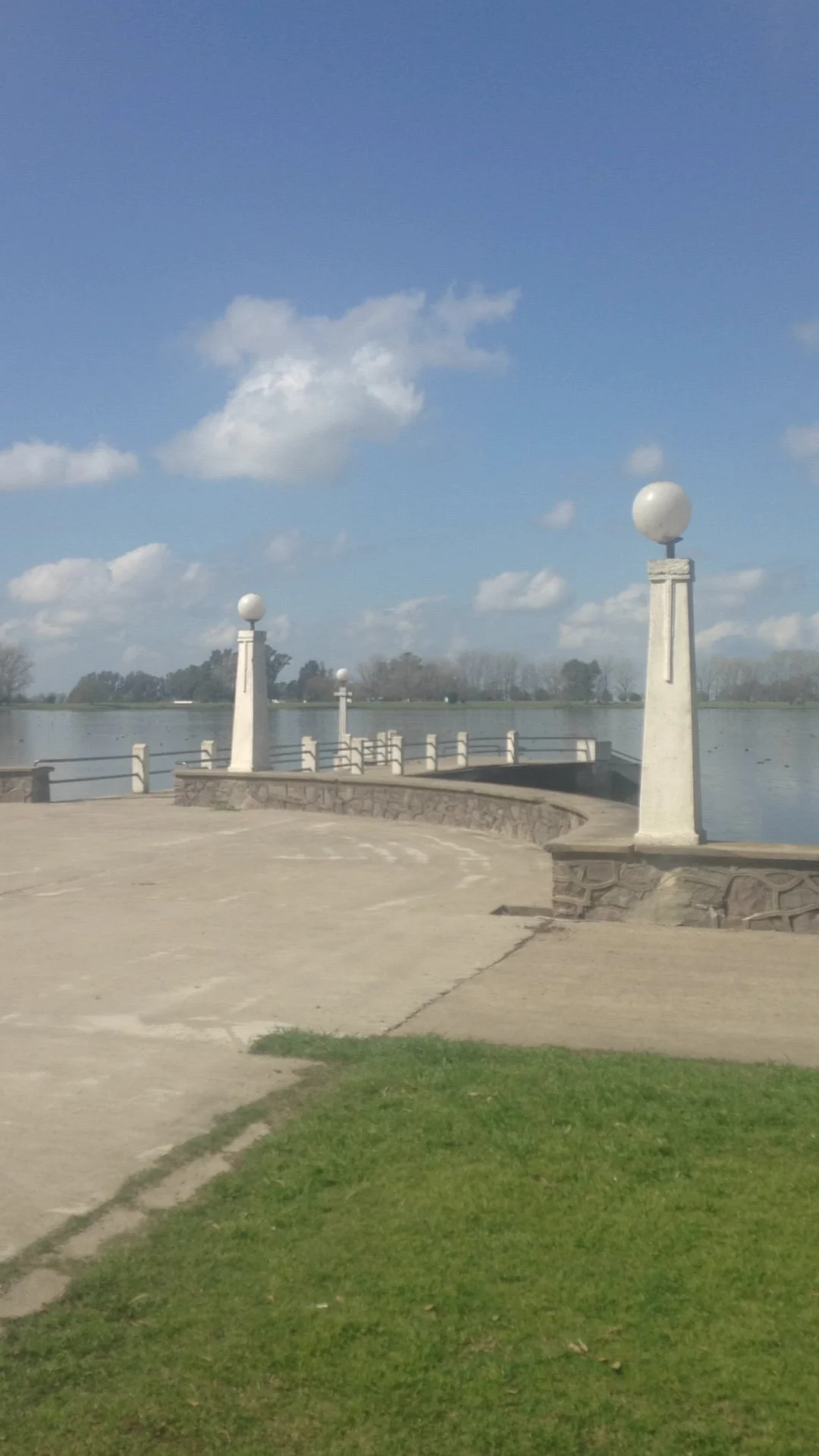 Parque Plaza Montero y Laguna
