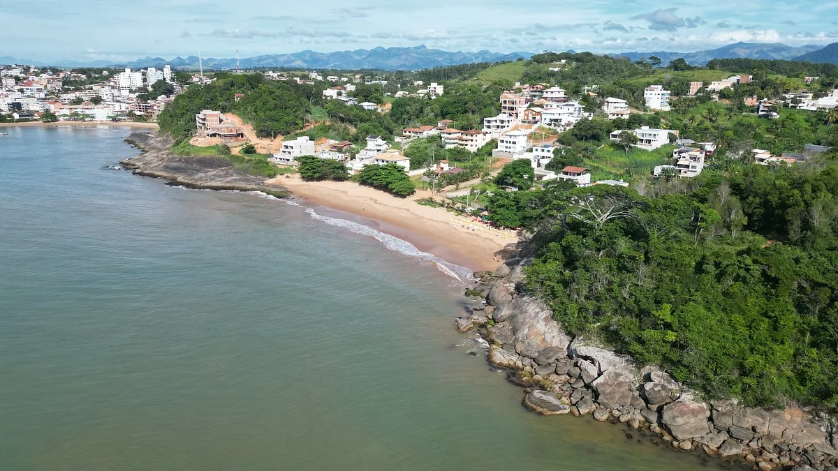 Santa Helena Beach