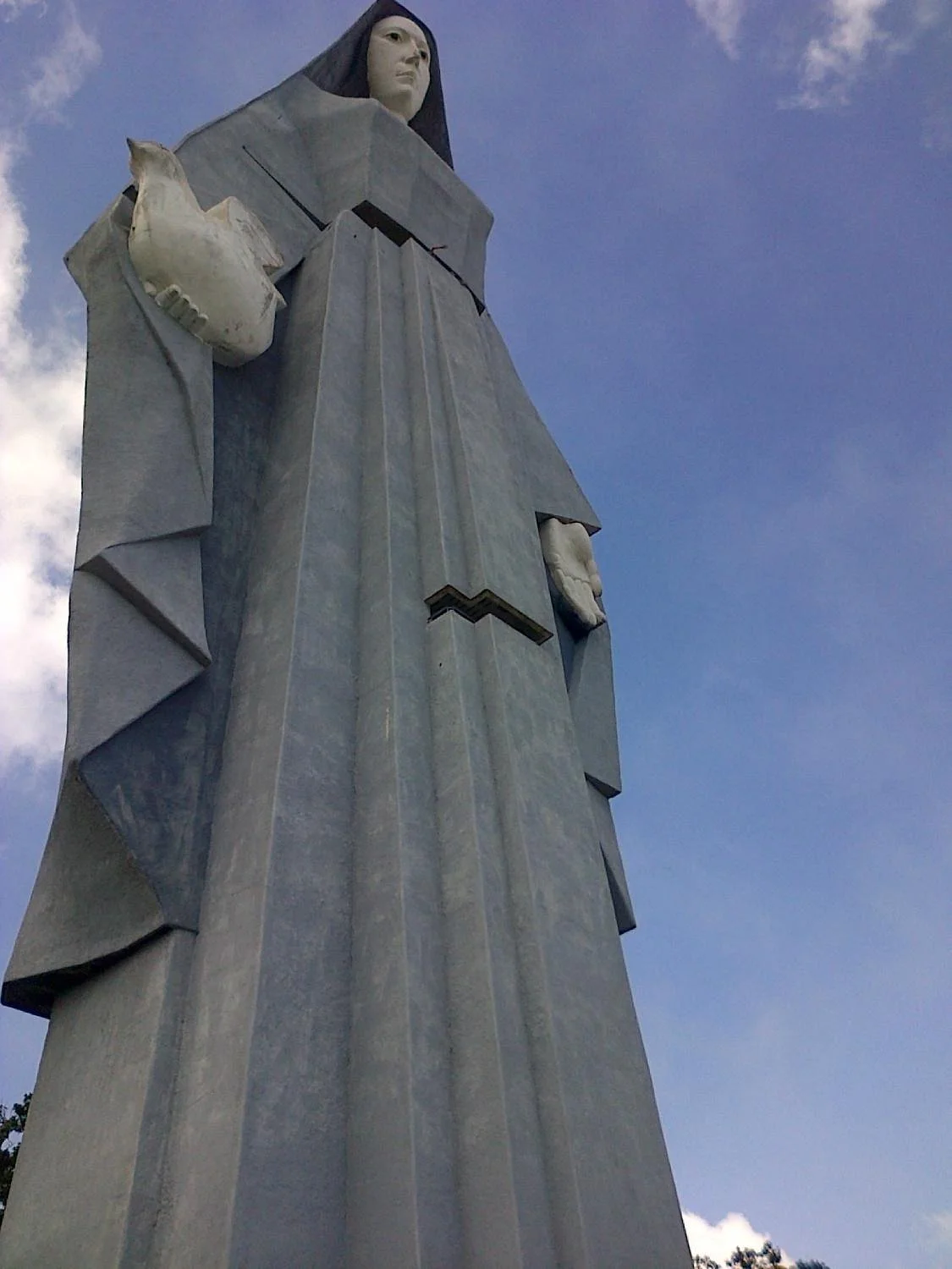 Monumento a la Virgen de la Paz
