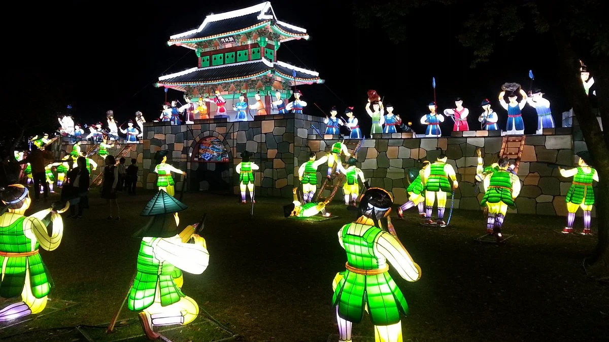 Jinju Namgang Yudeung Festival