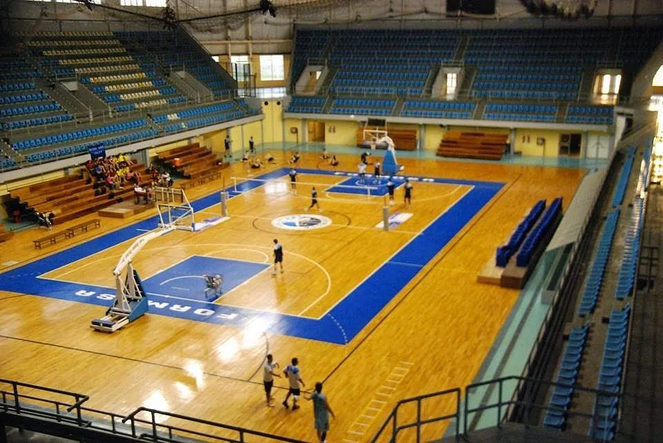 Estadio Polideportivo Cincuentenario