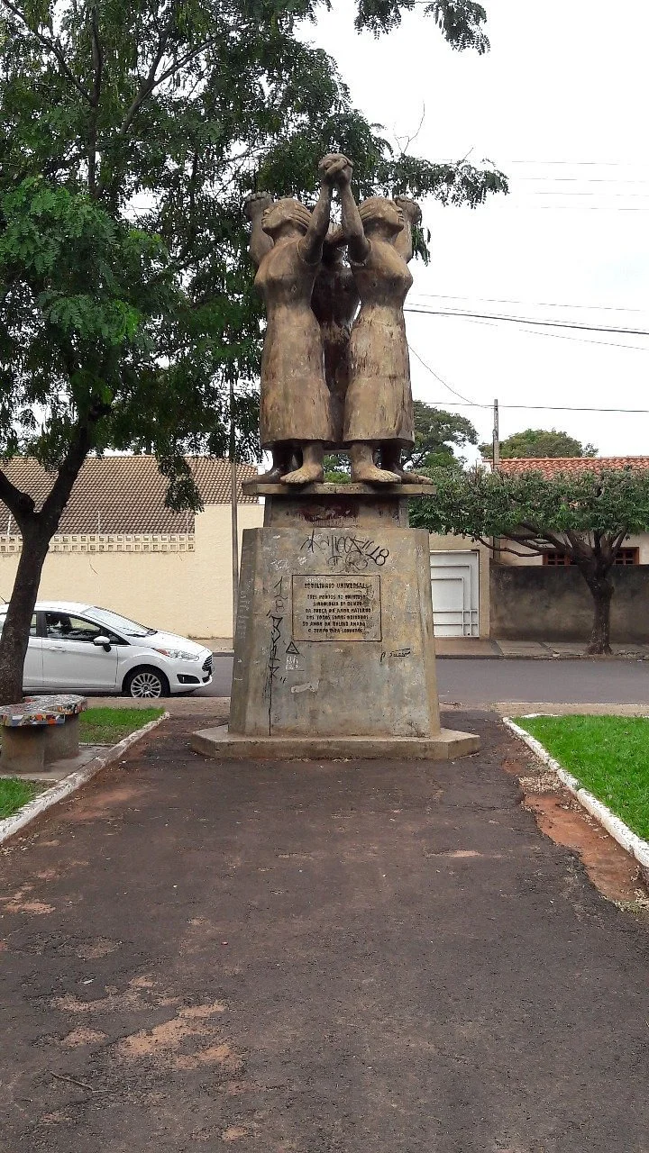 Praca Memorial Adelio Sarro