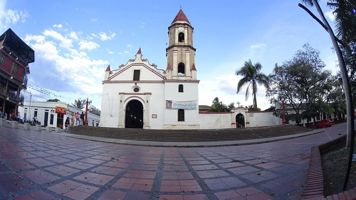 Iglesia San Antonio de Padua, Gigante Huila