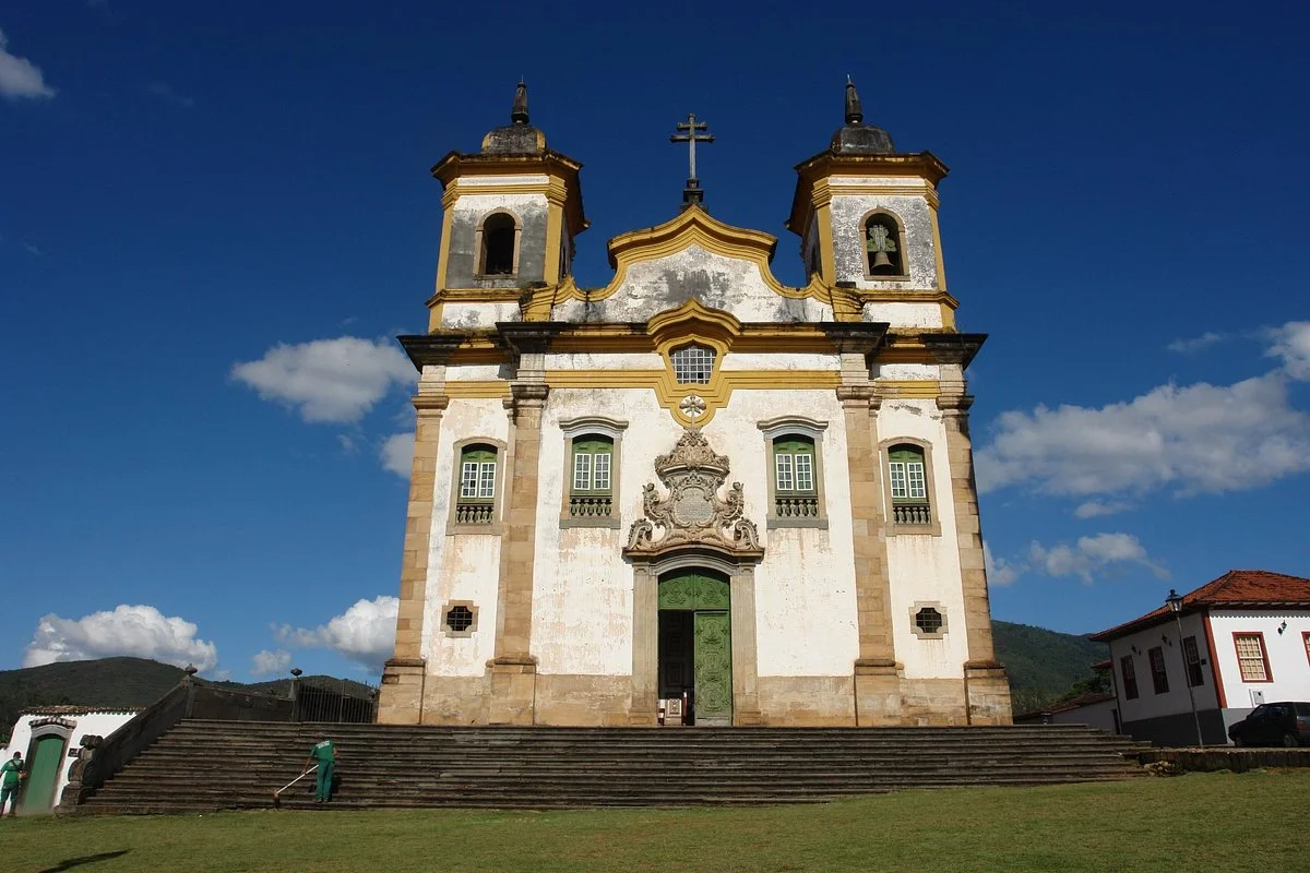 Centro de Atenção ao Turismo (CAT)