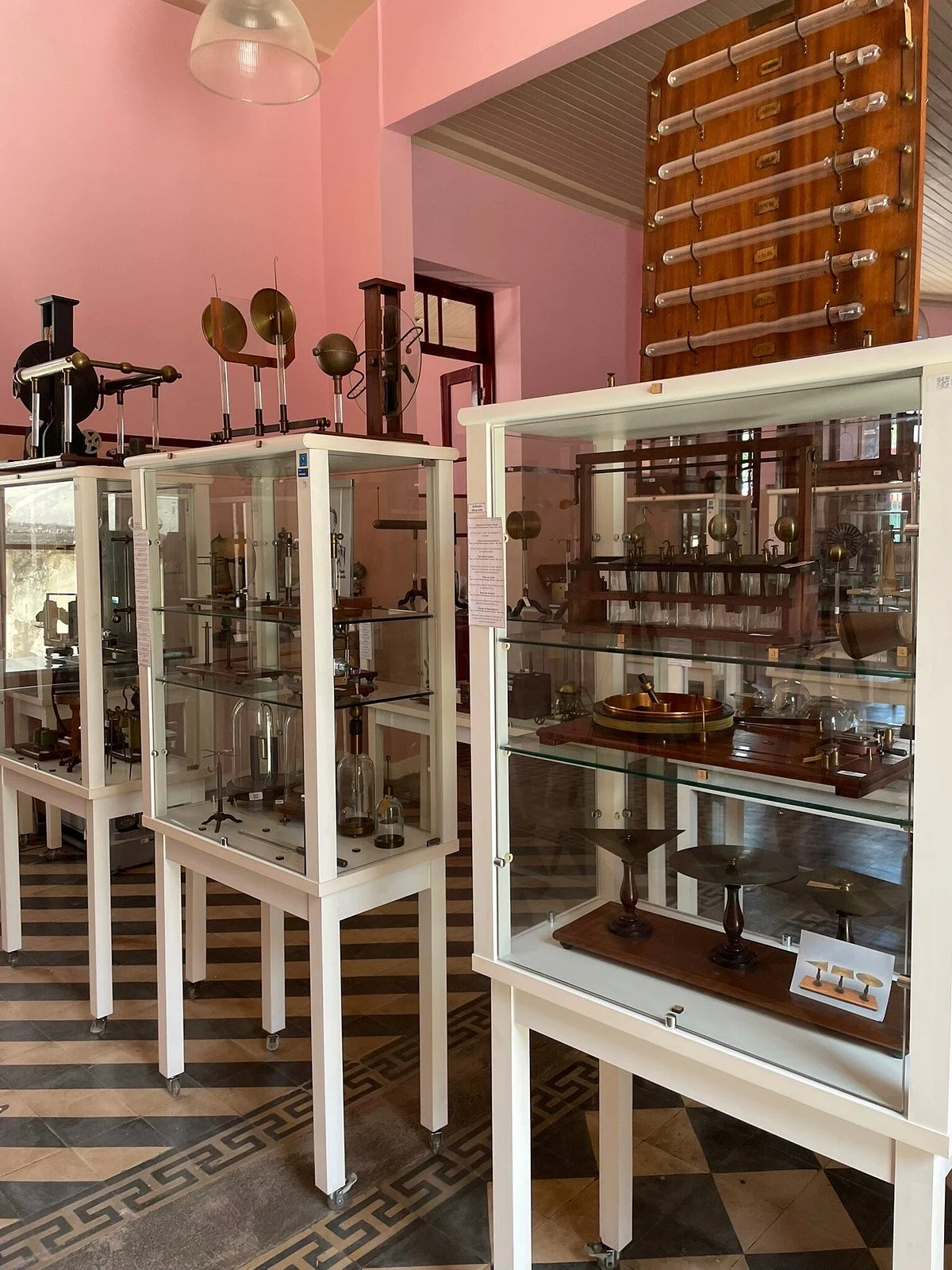 Museu Dinamico de Ciencia e Tecnologia